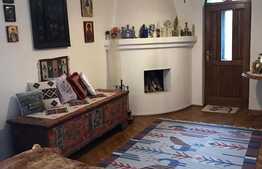 Vila cu 7 camere, 400 mp, teren 3500mp, zona Bran