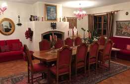 Vila cu 7 camere, 400 mp, teren 3500mp, zona Bran