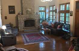 Vila cu 7 camere, 400 mp, teren 3500mp, zona Bran