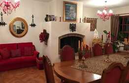 Vila cu 7 camere, 400 mp, teren 3500mp, zona Bran