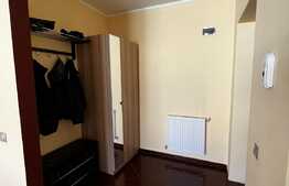 Apartament 3 camere, 80 mp, parcare inclusa, zona Centrala!