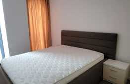 Apartament de 2 camere, 56 mp, decomandat, parcare, zona Golden Tulip
