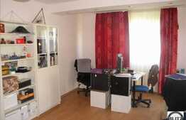 Vanzare apartament cu 2 camere , terasa 28 mp si cu loc parcare, zona Oncos