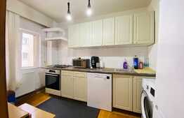 Apartament de 3 camere, decomandat, 75 mp, zona Dorobantilor