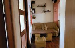 Apartament 3 camere, 70 mp, parcare, zona UMF