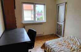 Apartament 3 camere, 70 mp, parcare, zona UMF