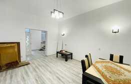 Casa, 250 mp, 6 parcari, zona Parcului Central