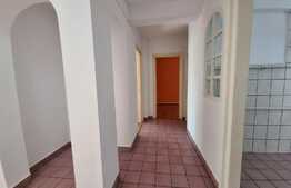 Apartament de 4 camere decomandate, 74 mp, parcare, Gheorgheni