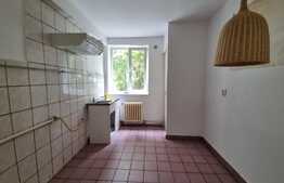 Apartament de 4 camere decomandate, 74 mp, parcare, Gheorgheni