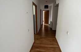 Apartament modern, 3 camere, 61 mp, parcare, zona Florilor