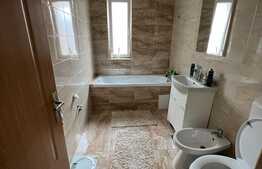 Apartament modern, 3 camere, 61 mp, parcare, zona Florilor