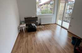 Apartament modern, 3 camere, 61 mp, parcare, zona Florilor