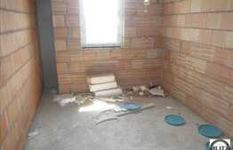 Vanzare 3 camere, 56 mp utili, zona Diana, semifinisat, terasa, cu panorama