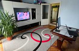 Apartament in casa, 2 camere, 64 mp, decomandat, zona GRUIA