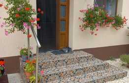 Casa de 4 camere, 123 mp, teren 1119 mp, zona Podu Oltului