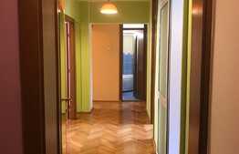 Apartament 4 camere, 90mp, decomandat, zona Racadau