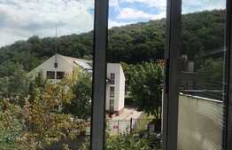 Apartament 4 camere, 90mp, decomandat, zona Racadau