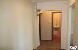 Vanzare apartament 4 camere, 81 mp utili, zona Piata Flora, cu boxa