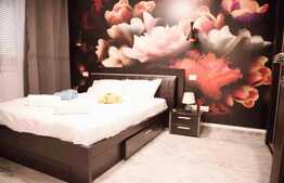 Apartament lux 2 camere, 74 mp, parcare, Zona Republicii!