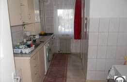 Vanzare 4 camere decomandate, 77.8 mp, zona Calea Manastur