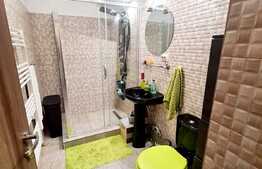 Apartament 2 camere decomandate, 47 mp, etaj intermediar, zona Vivo