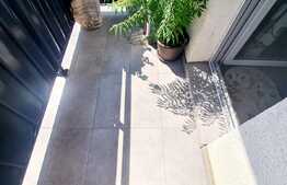 Apartament 2 camere decomandate, 47 mp, etaj intermediar, zona Vivo