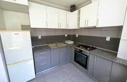 Apartament 2 camere, 45 mp, parcare, zona Vivo 