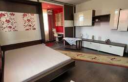 Garsoniera spatioasa, 47 mp, moderna, parcare, zona Eroilor