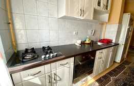 Apartament 3 camere, decomandat, 75 mp, zona Calea Floresti