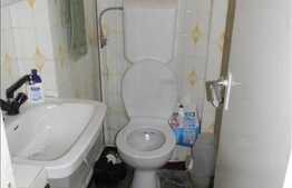 Vanzare apartament 4 camere, 71 mp utili,  zona Cora!