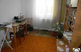 Vanzare apartament 4 camere, 71 mp utili,  zona Cora!