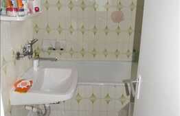 Vanzare apartament 4 camere, 71 mp utili,  zona Cora!