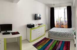 Apartament 3 camere, 73 mp, loc de parcare, zona Vivo