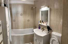 Apartament 3 camere, 73 mp, loc de parcare, zona Vivo