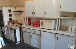 Apartament 2 camere, 92 mp, 2 boxe subsol , zona strazii Horea