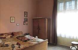 Apartament 2 camere, 92 mp, 2 boxe subsol , zona strazii Horea