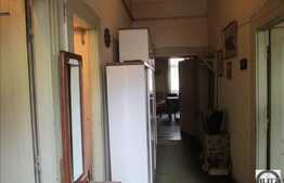 Apartament 2 camere, 92 mp, 2 boxe subsol , zona strazii Horea