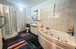 Vila deosebita de 534 mp, 1800 mp, terasa, Codlea 