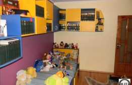 Vanzare 4 camere, 80 mp utili, zona Sirena, garaj, imobil reabilitat termic