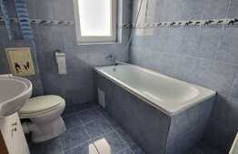 Apartament 2 camere, balcon, parcare, zona Parc Poligon