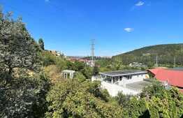 Apartament nou mobilat de 3 camere, 81 mp, 4 balcoane, CF, zona Vivo