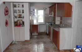 De vanzare 3 camere decomandate, 70.2 mp utili, boxa subsol, zona Mehedinti!