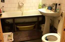 Apartament 3 camere, 82 mp, decomandat, boxa, zona BRD Marasti