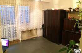 Apartament 3 camere, 82 mp, decomandat, boxa, zona BRD Marasti