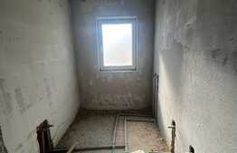  Apartament de 2 camere, 56 mp, semifinisat, balcon, zona Eroilor