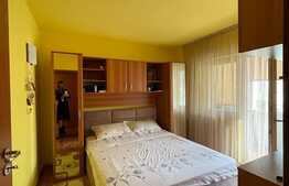 Apartament 3 camere, decomandat, 65 mp, zona Florilor . 