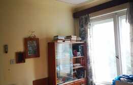 Apartament de 2 camere la vilă, 45 mp, etaj intermediar, zona Tractorul