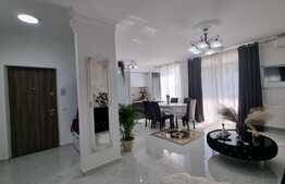 Apartament de 3 camere, 71 mp, 2 parcari, zona Regal