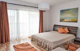 Apartament 2 camere,decomandat, 55 mp, parcare, zona Centrala