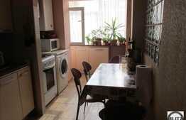 De vanzare 2 camere, decomandat, 62 mp! Zona Florilor! Loc de parcare!